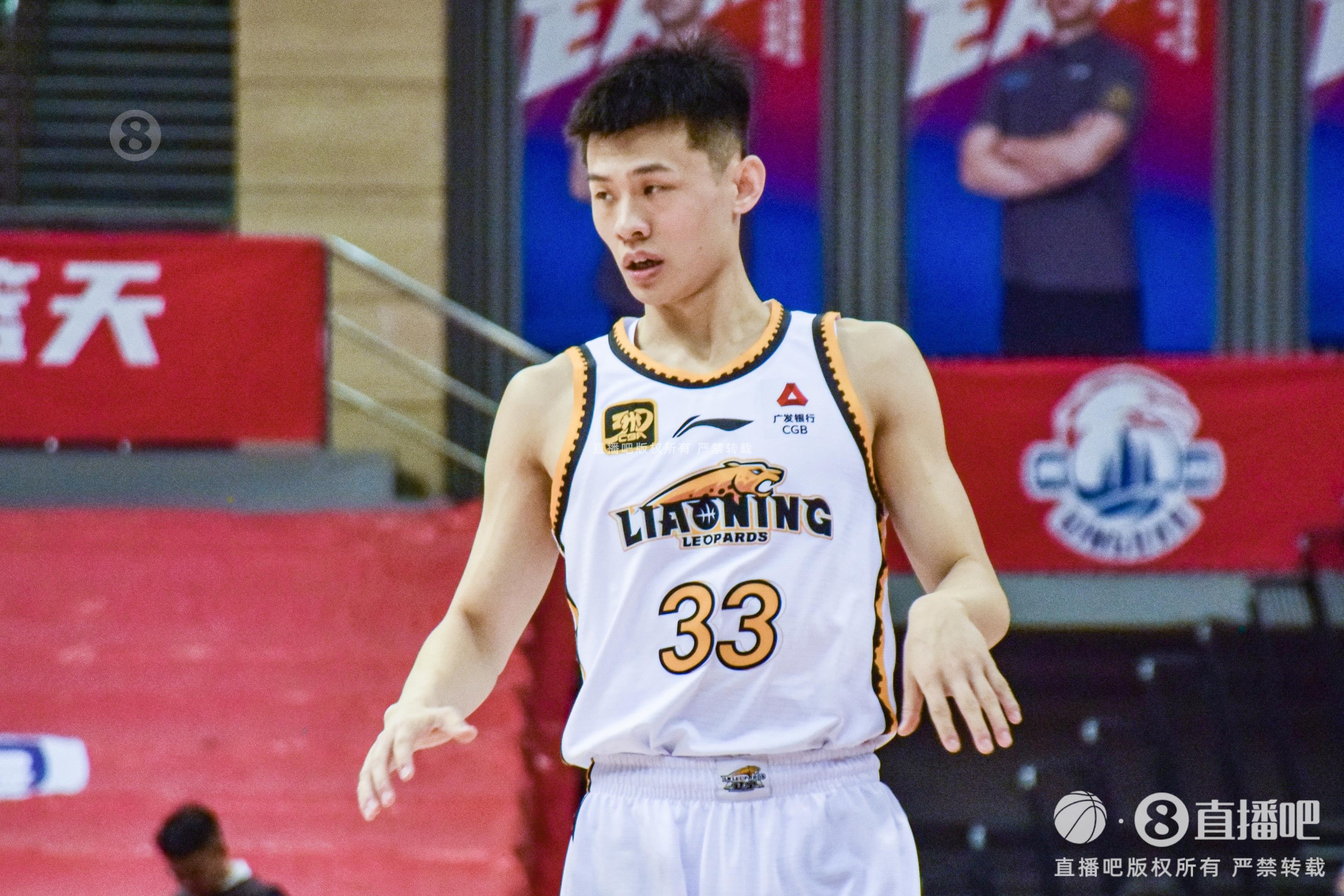 盡力了！王嵐嵚末節(jié)2記三分 全場18分鐘4中3拿到10分